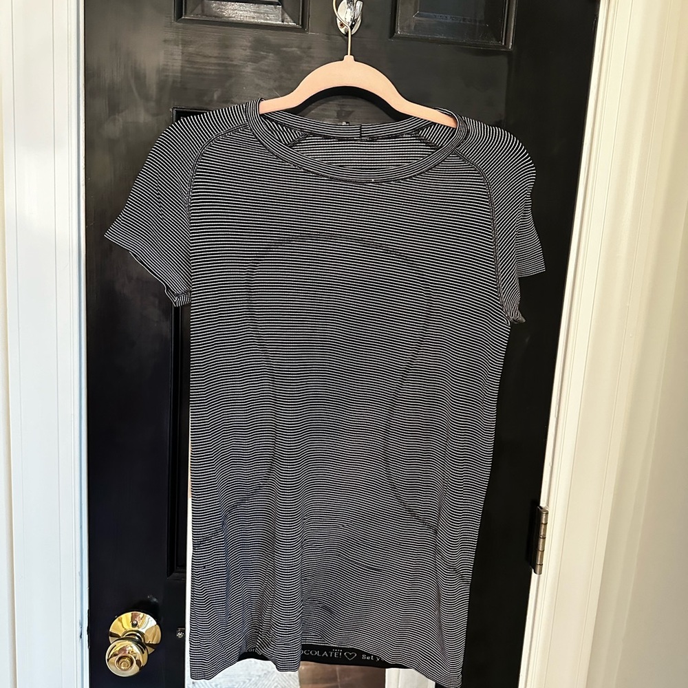 Lululemon swiftly tech